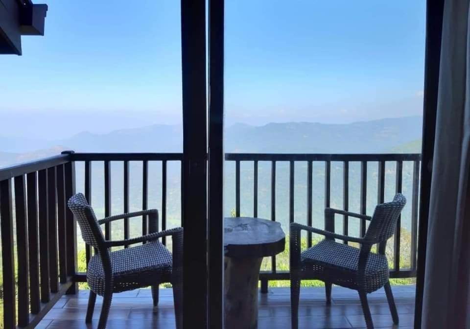 The Grand Hills Bed & Breakfast Канди Екстериор снимка